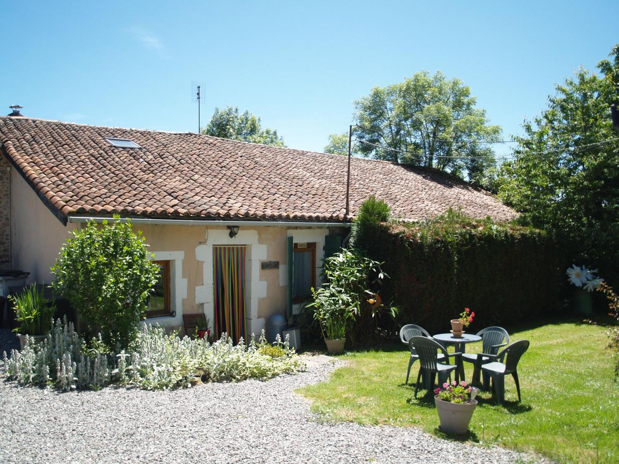 Tranquille Vienne Gites A Chirac Dept Charente Dış mekan fotoğraf