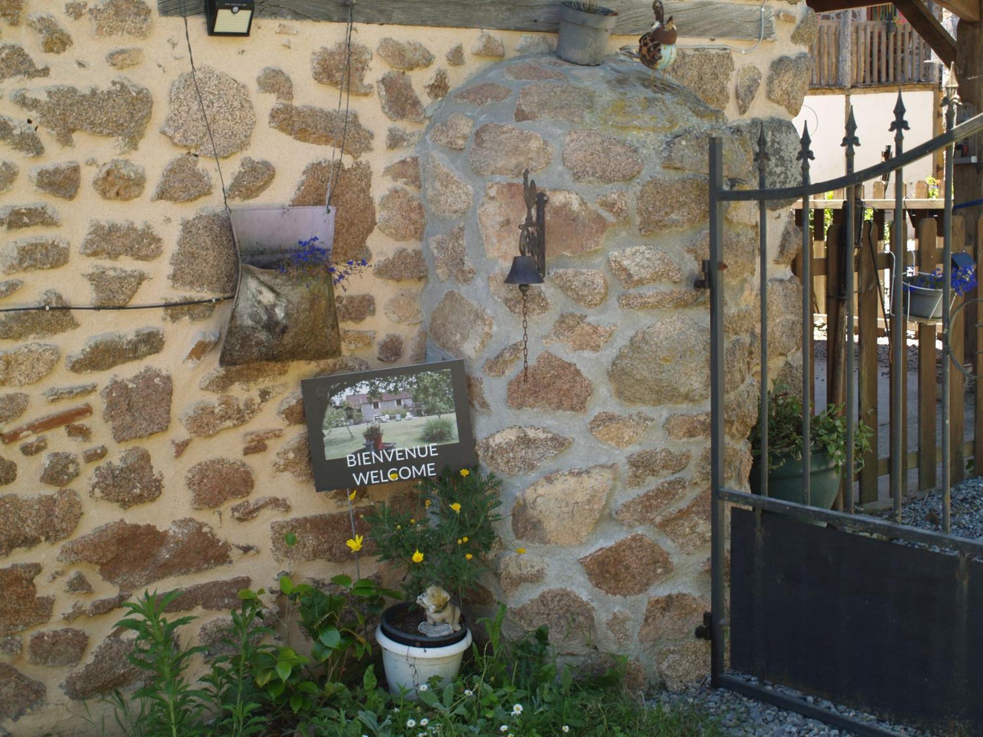Tranquille Vienne Gites A Chirac Dept Charente Dış mekan fotoğraf