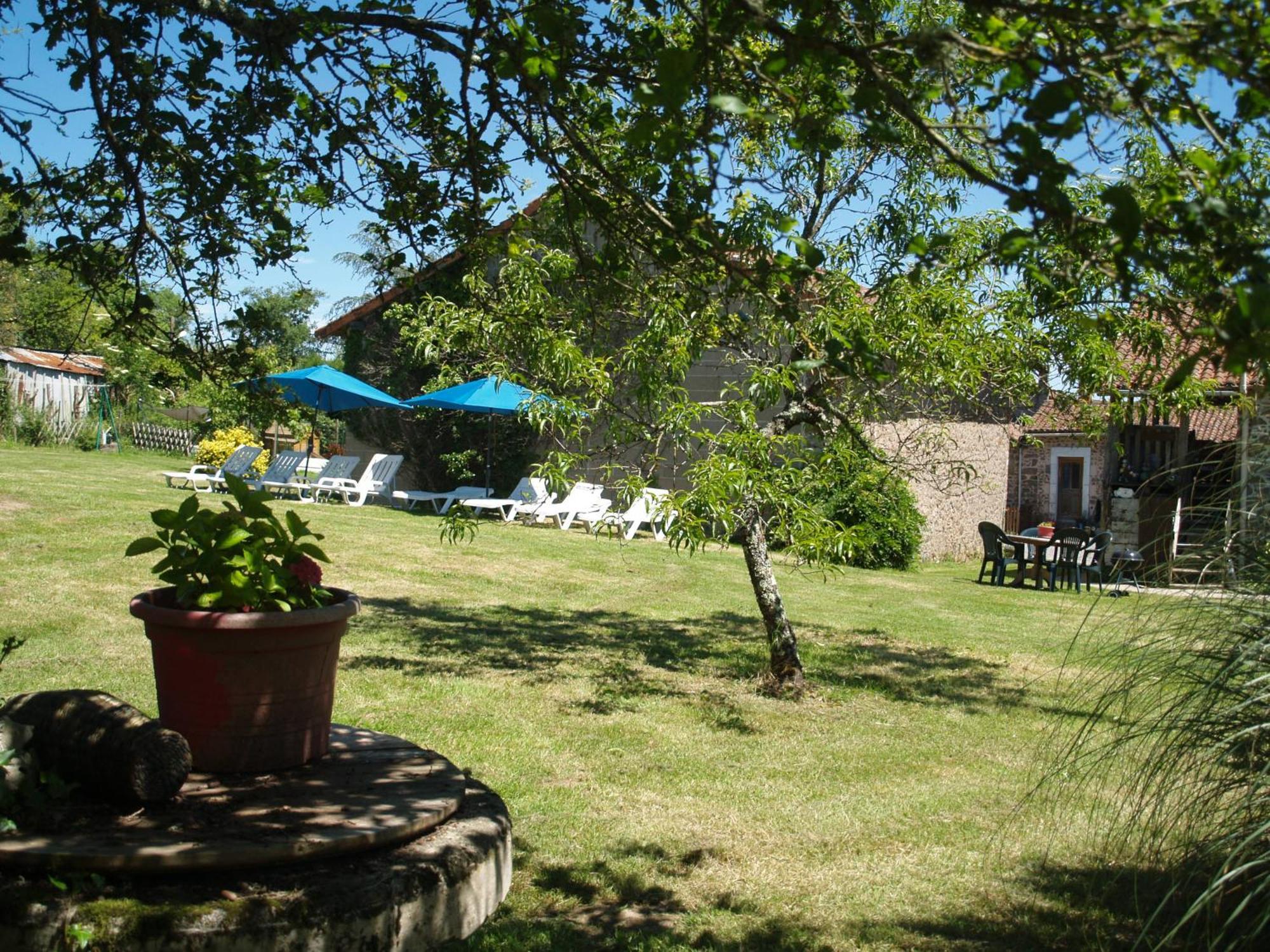 Tranquille Vienne Gites A Chirac Dept Charente Dış mekan fotoğraf