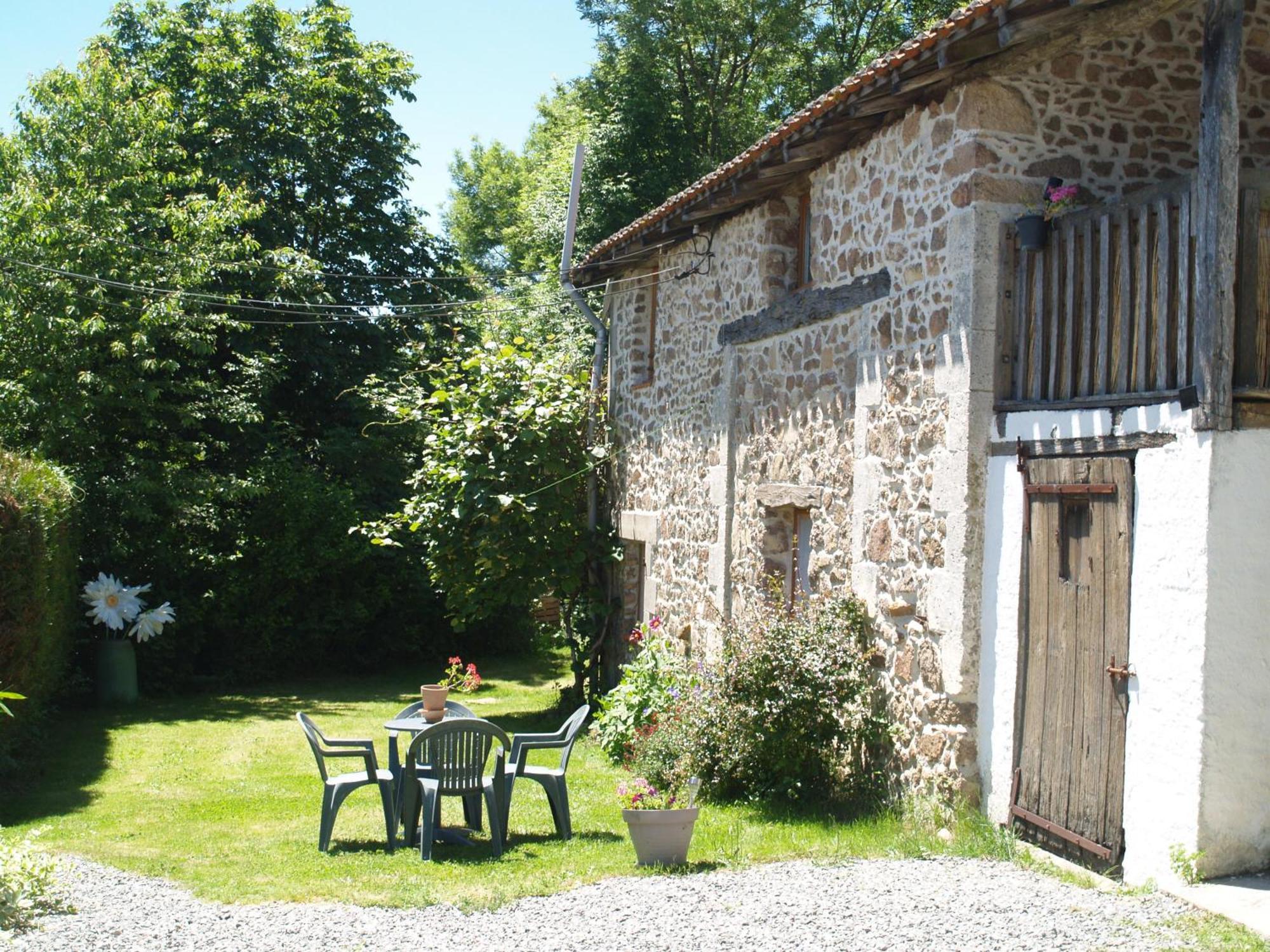 Tranquille Vienne Gites A Chirac Dept Charente Dış mekan fotoğraf
